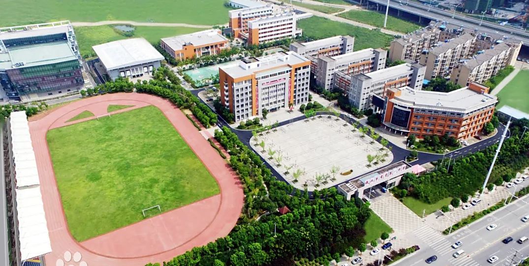 武漢常青一中校區(qū)在哪_在什么區(qū)？