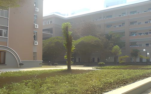 武漢大學(xué)附屬中學(xué)簡(jiǎn)介概況（建校歷史、地址、師資、校訓(xùn)、環(huán)境）