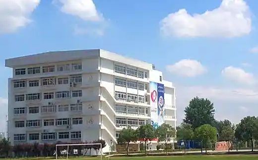 武漢睿升學(xué)校簡介概況（建校歷史、地址、師資、校訓(xùn)、環(huán)境）