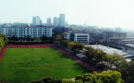 長沙市雅禮中學(xué)簡介概況（建校歷史、地址、師資、校訓(xùn)、環(huán)境）