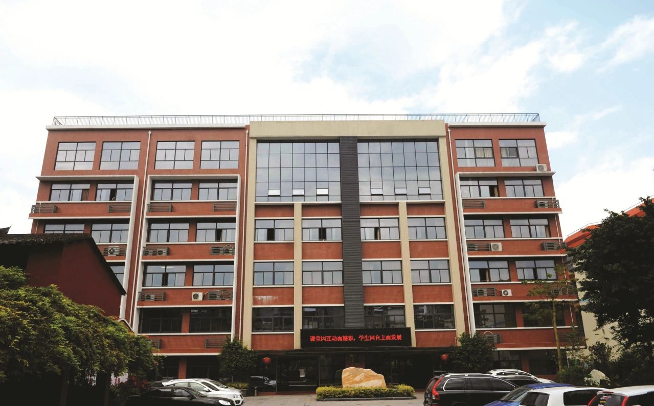 福建省福州第十中學(xué)校區(qū)在哪_在哪個(gè)區(qū)？