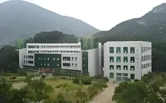 福建省長樂第七中學(xué)簡介概況（建校歷史、地址、師資、校訓(xùn)、環(huán)境）