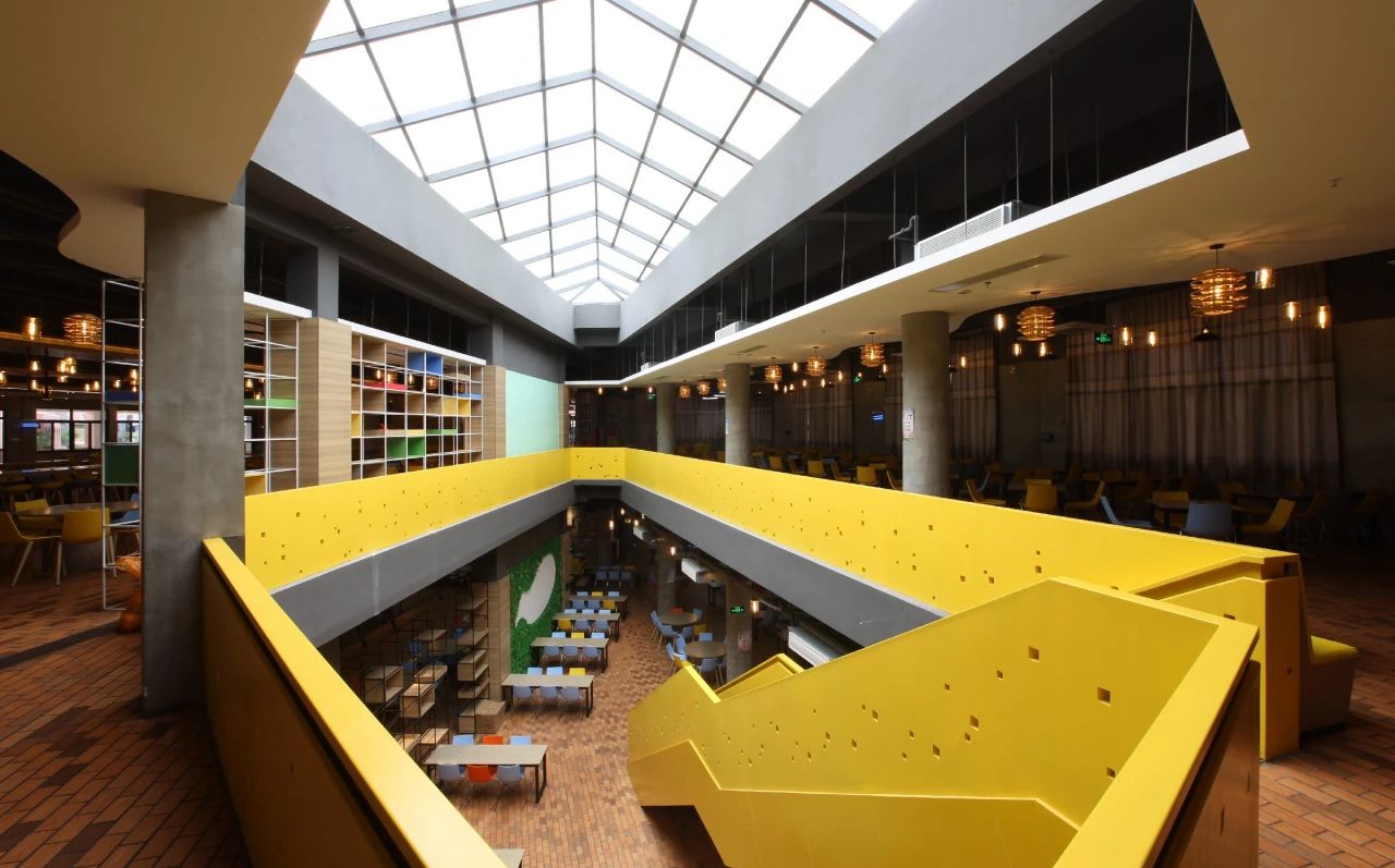 廈門(mén)英才學(xué)校在廈門(mén)的排名第幾,屬于什么檔次？