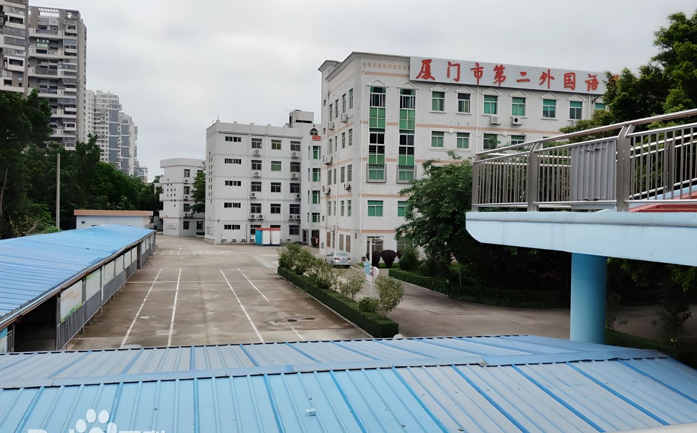 廈門市第二外國語學(xué)校校區(qū)在哪_在哪個區(qū)？