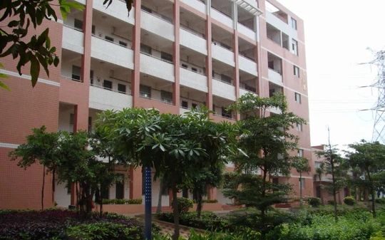 廈門市樂(lè)安中學(xué)校區(qū)在哪_在哪個(gè)區(qū)？