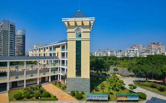 福州金山中學(xué)在福州的排名第幾,屬于什么檔次？